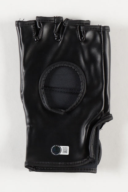 Robbie Lawler “Ruthless” Signed UFC Fight Glove Beckett